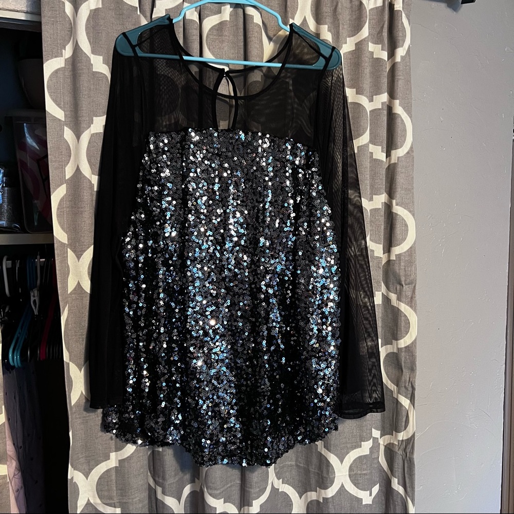 Gorgeous torrid top with sequin